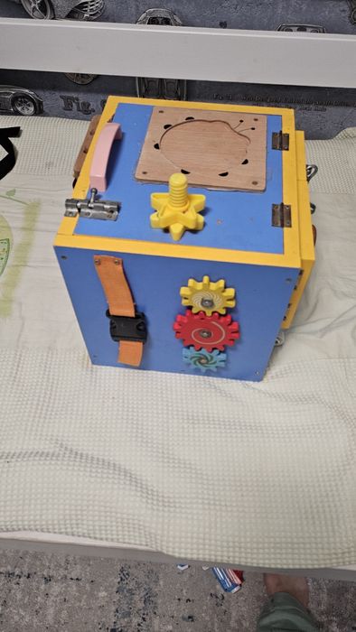 Бизиборд бу в нормальном состоянии