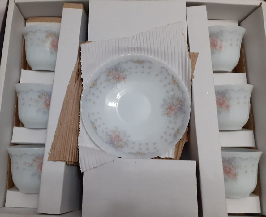 Сервиз за кафе и чай