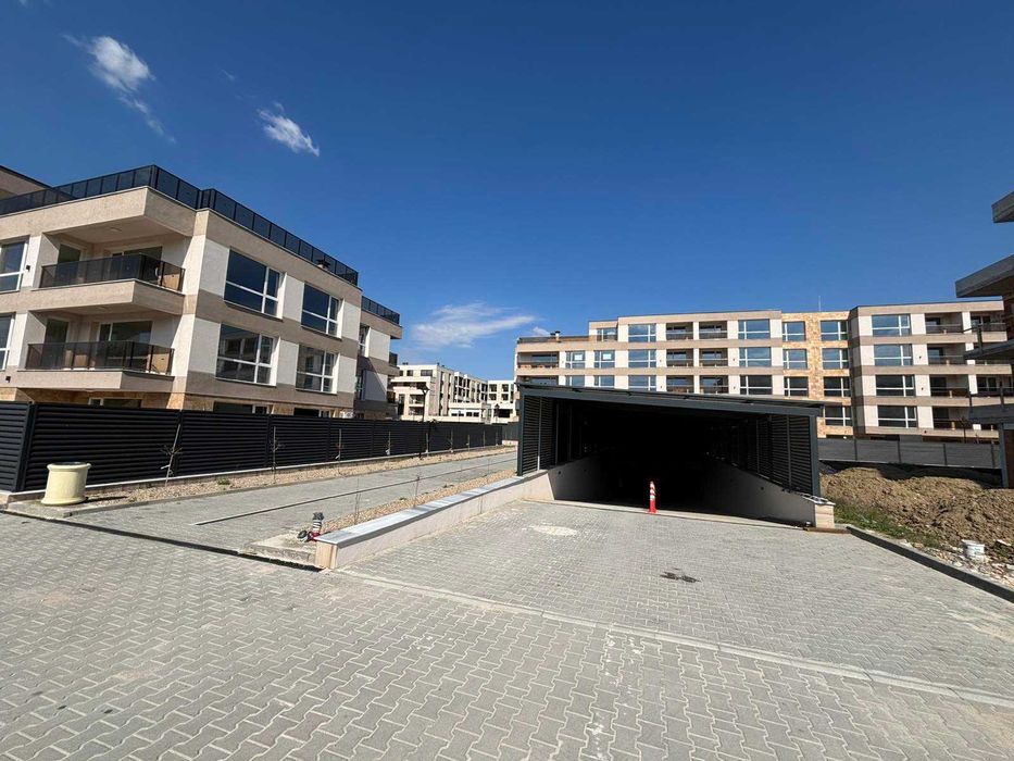 Подземни паркоместа продажба или за под наем Sunset Green Residence, Гребна База, Пловдив