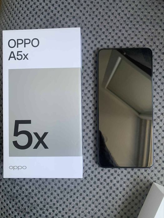 OPPO A5x / 128 GB с 2 години гаранция