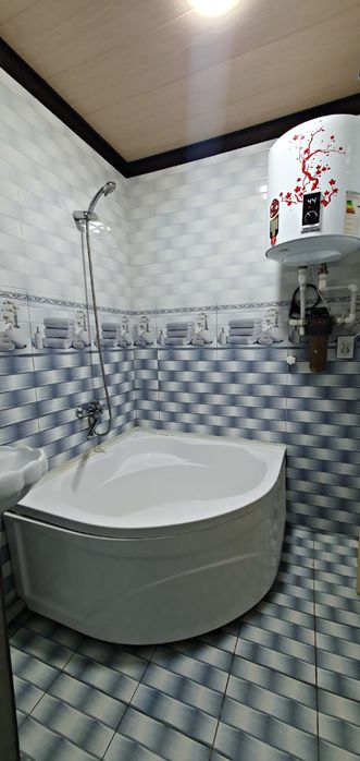 Kogonda 4-etaj 70.5kvm uy sotiladi