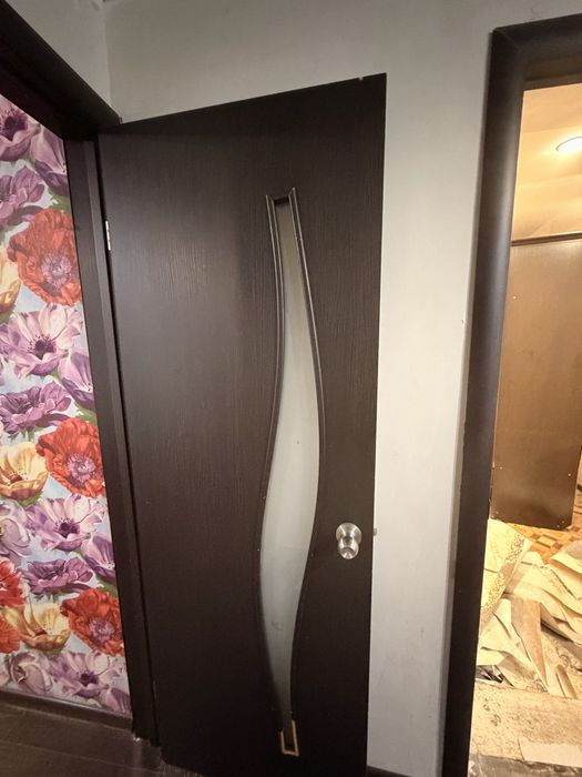 Продам 3 межком.двери