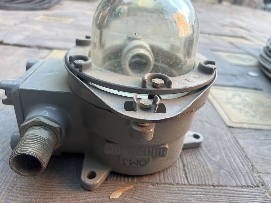 продам светильники