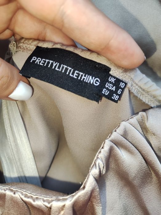 Сатенена къса рокля с корсет