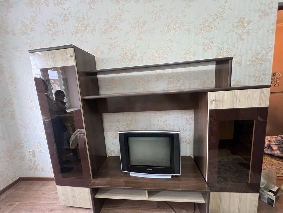 Подставка под телевизор угловой стулья