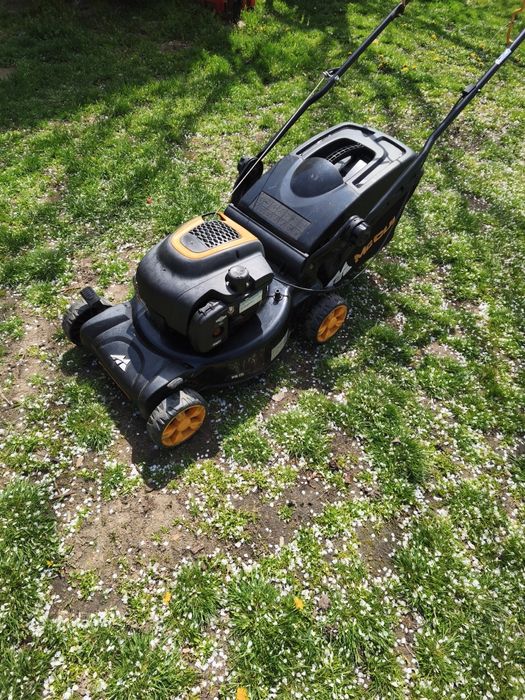 Косачка бензинова