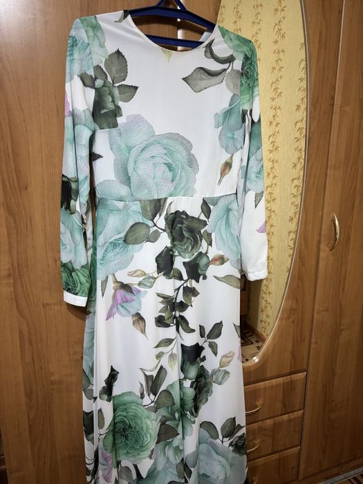 Продам вечерные платья по 5000 тенге