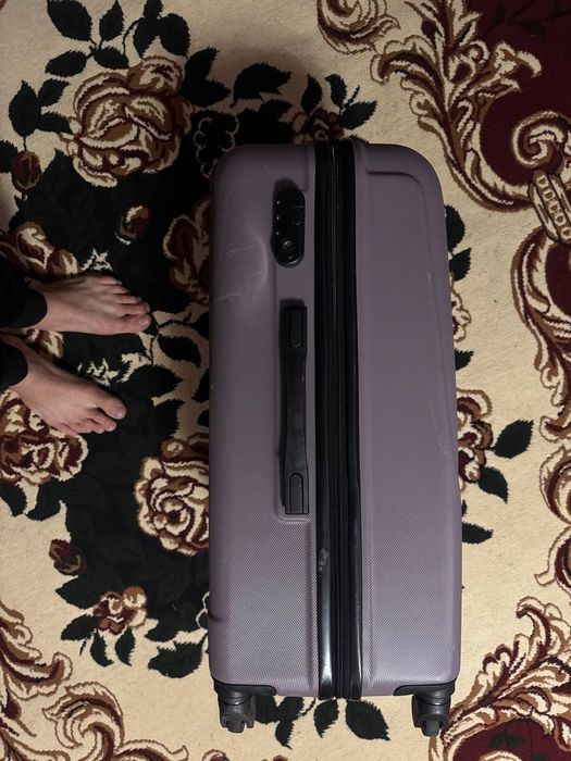 Хорошо чемодан крепкий