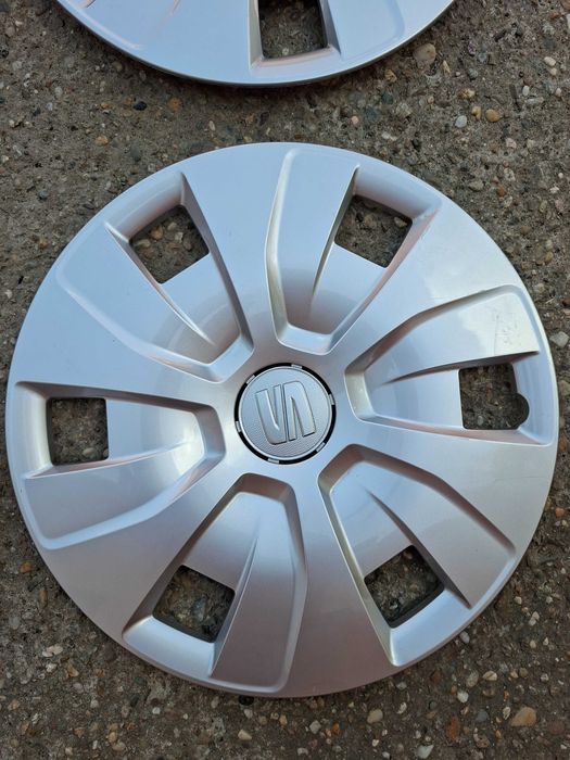 Продавам оригинални тасове за Ауди, Мерцедес и Мини.