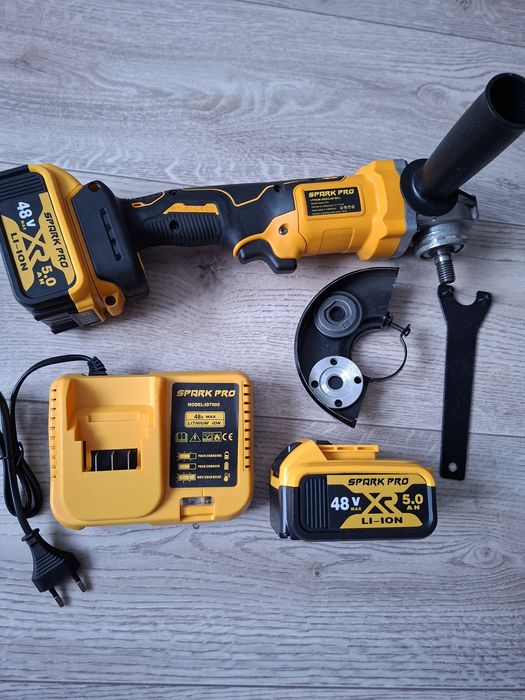 Болгарка  акамуляторная