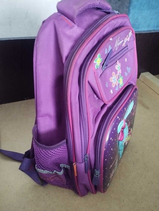 Продам школьный рюкзак.