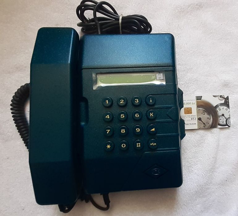 Telefon vechi mai rar de colecție nu trimit în țară predare perso cent