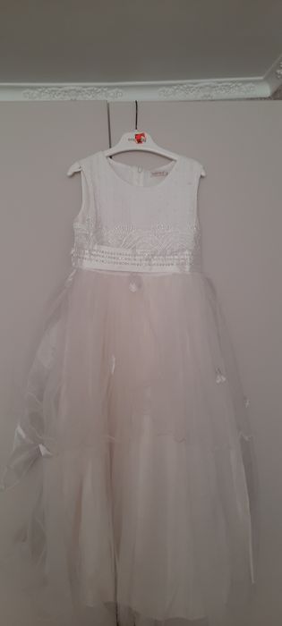 Продам платье нарядное