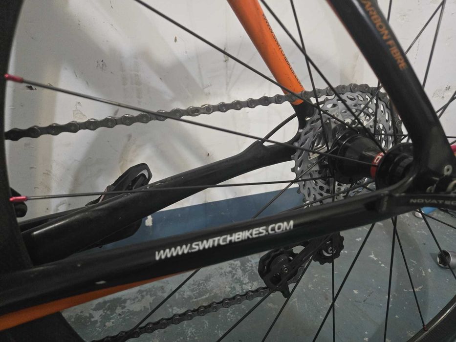Bicicleta cursiera semicursa full carbon/roti Switch cu  Sram Red M/54 11-34T 6.1 KG