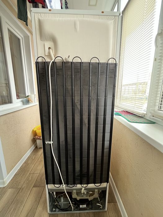 Морозильник indesit