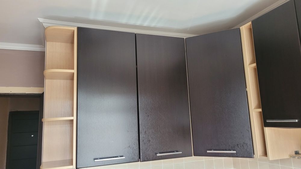 Продам кухню б/у дёшево.