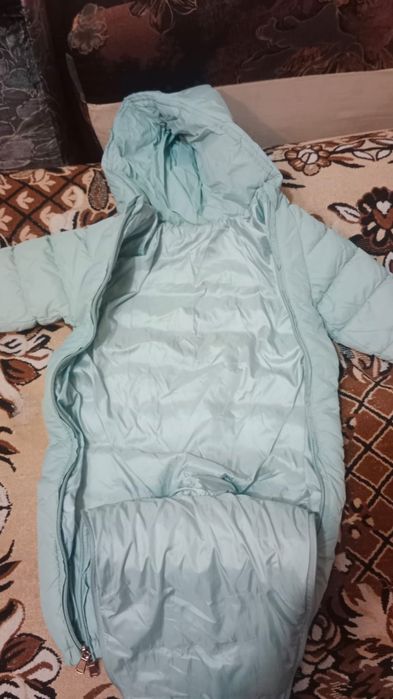 Продам осенний-весенний комбинезон