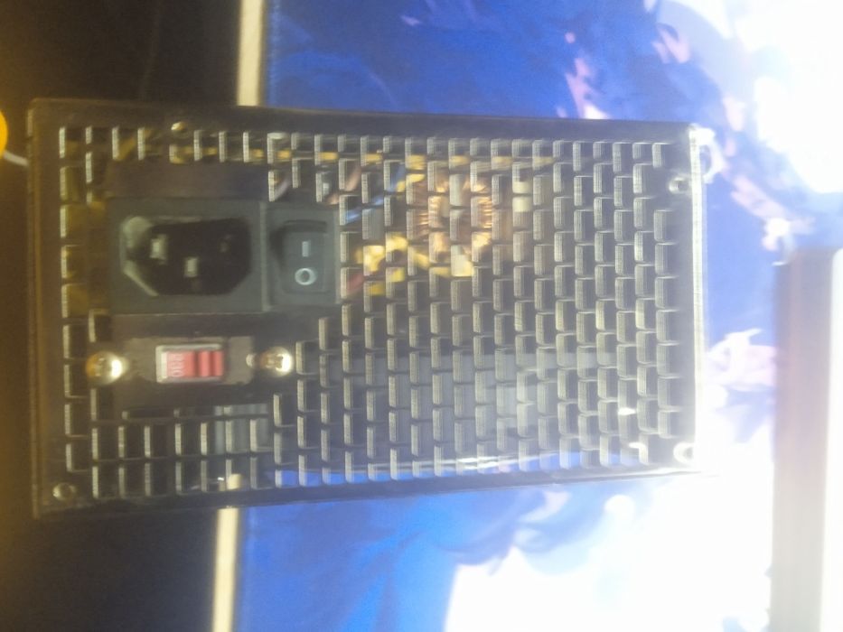 Блок питания HuntKey LW-6550HG 550W (рабочий, тихий)