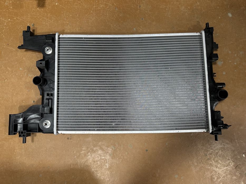 Orlando Cruze radiator