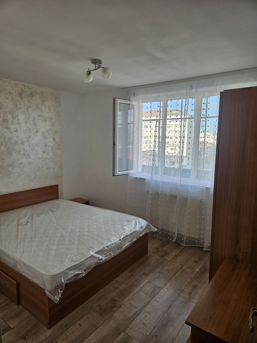Închiriez apartament 2 camere