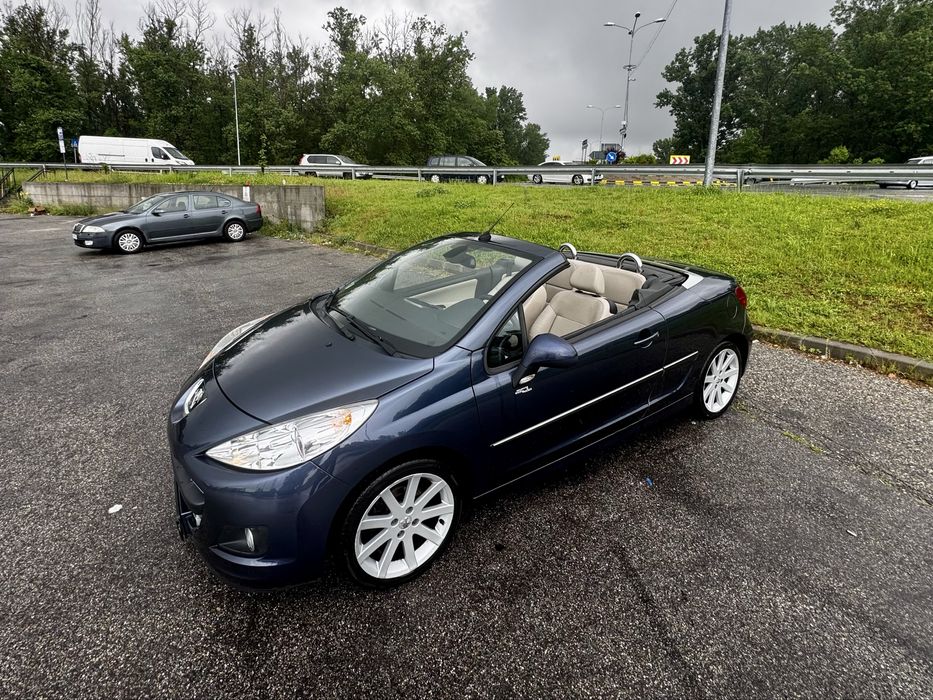 PEUGEOT 207 CC 2013
