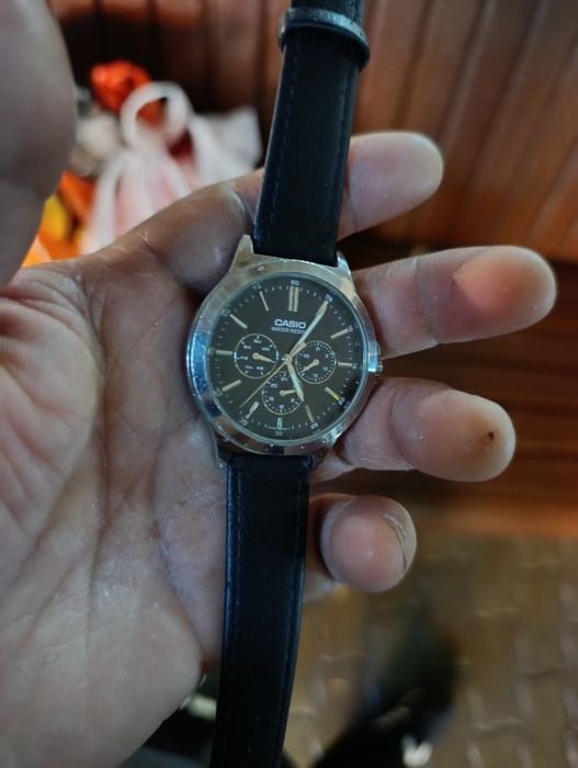 Продам часы Касио бу