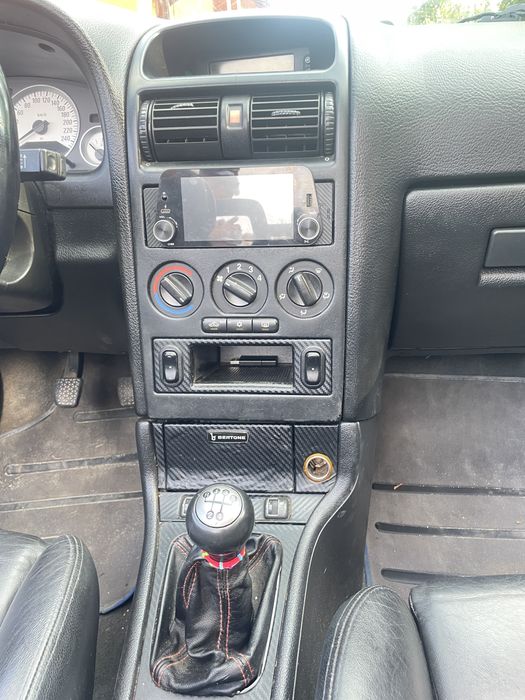 Opel Bertone cabrio 2002 , 1700 euro /negociabil accept si variante