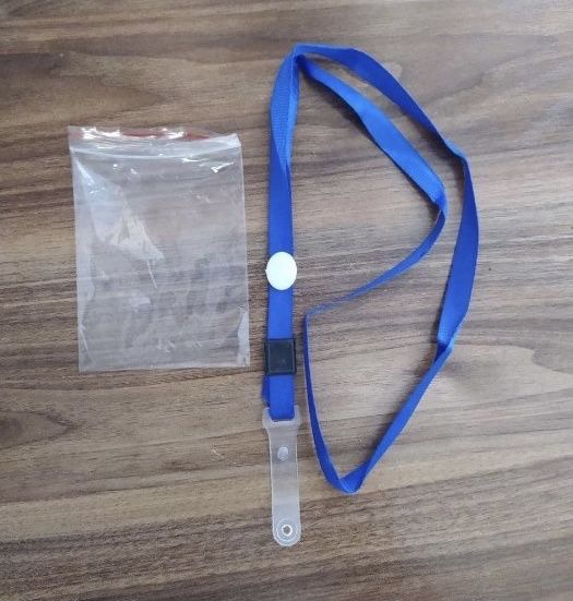 Шнурки для бейджика