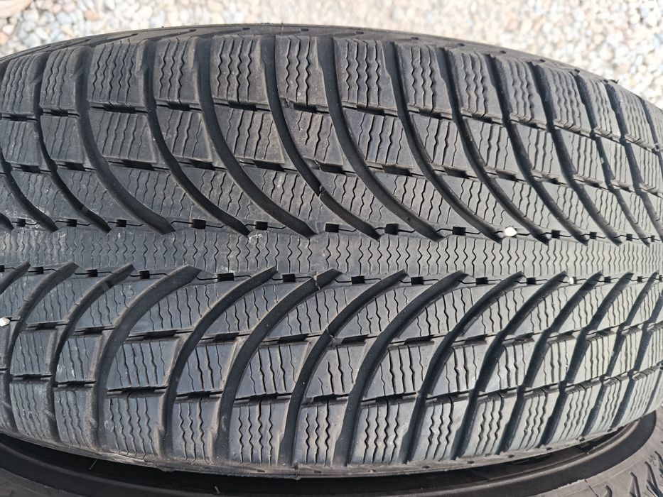 Гуми 235/60/18 MICHELIN