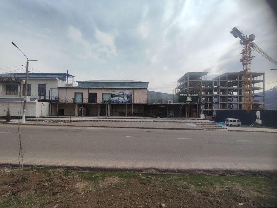 Kanteyner sotiladi 800$