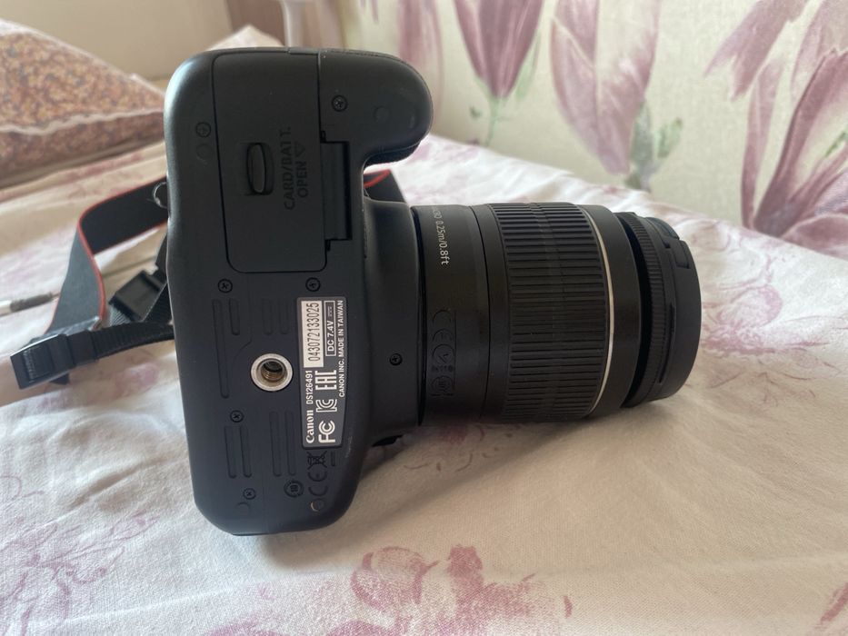 canon EOS 1200 D