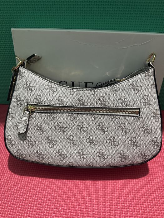Geanta guess noua