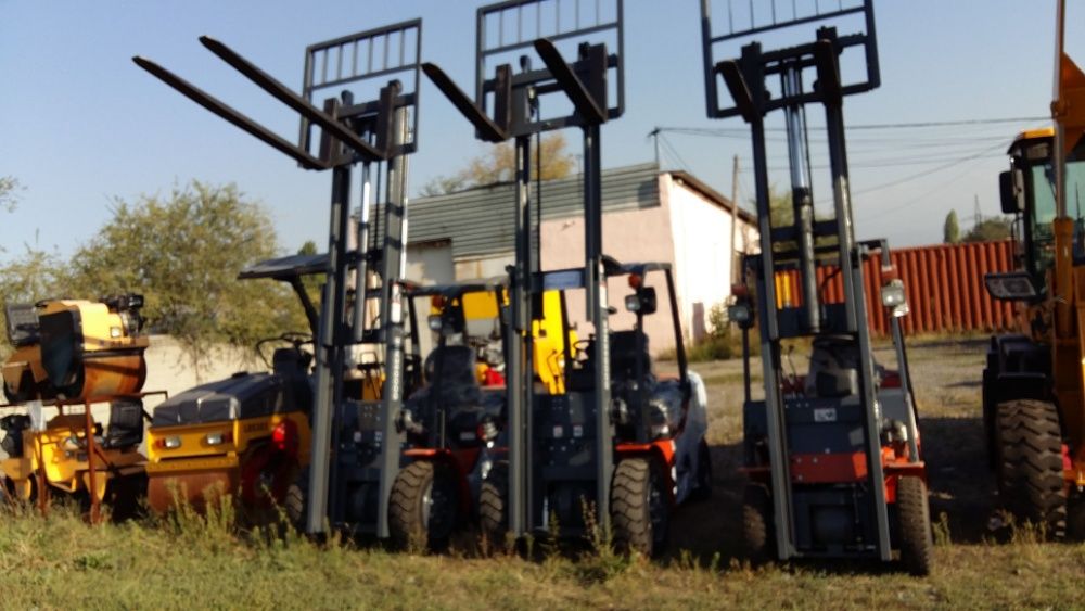 вилочный погрузчик FY 30