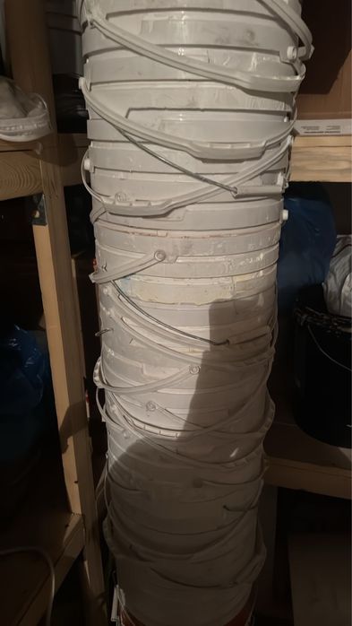 Пластиковое ведро (15 л)