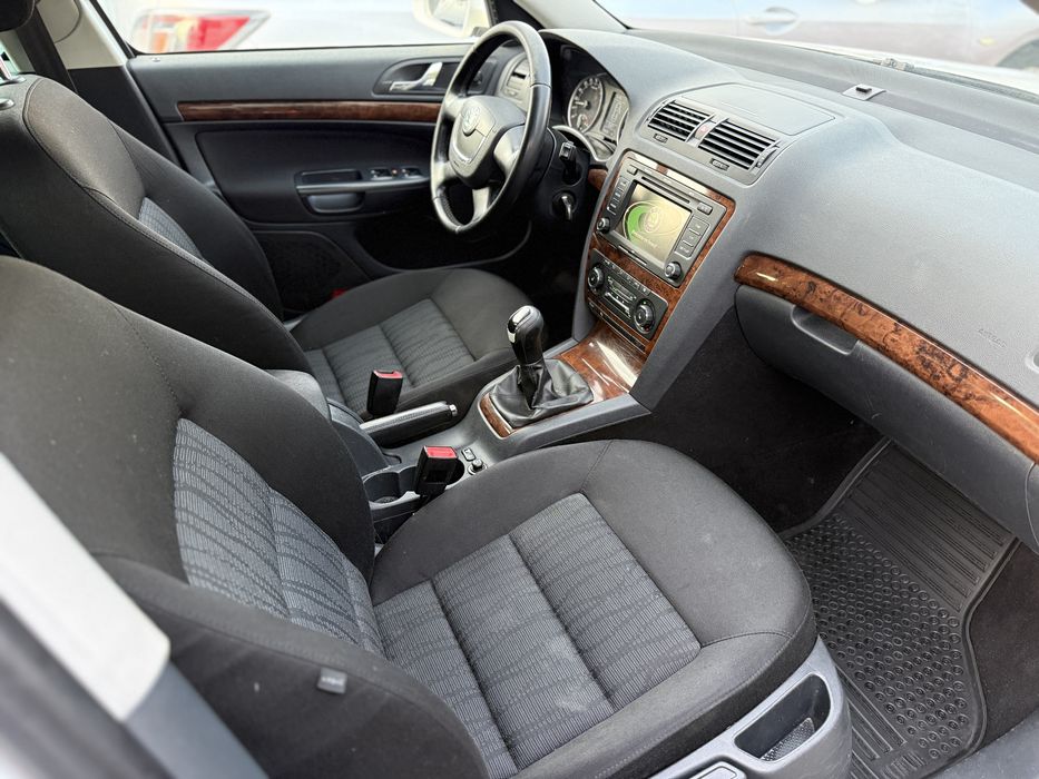 Skoda Octavia 1.6 TDI fab.2013 *** EURO 5  *** ADUS AZI *** IMPECABIL