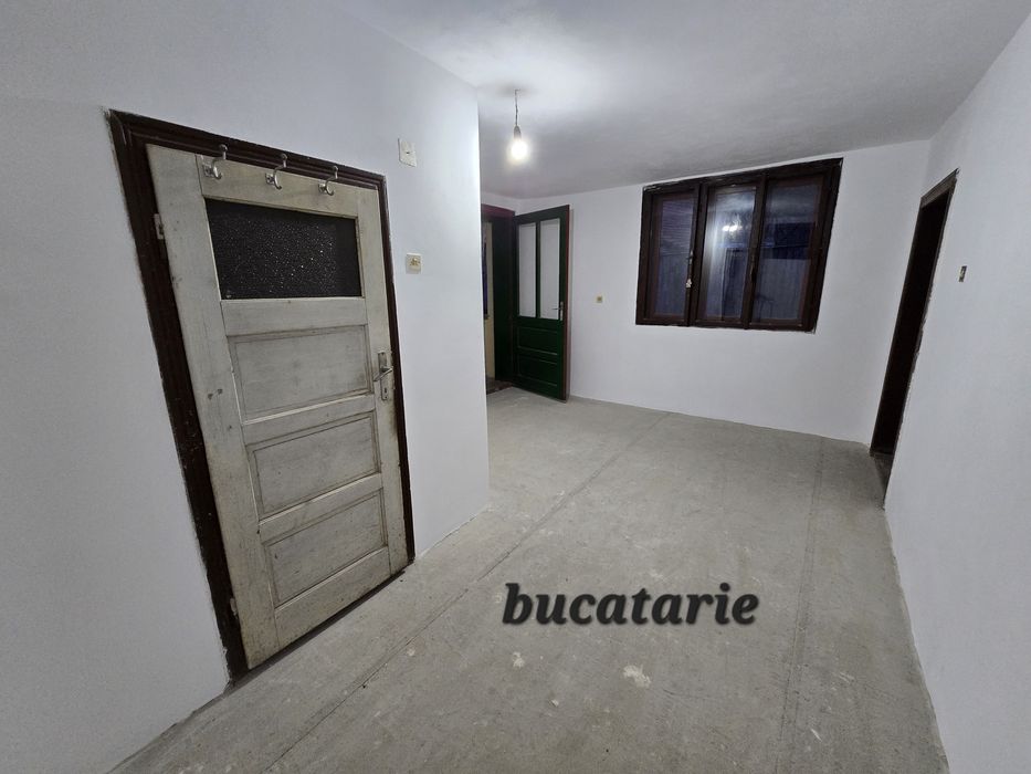 Casa la țara cu 5 dormitoare