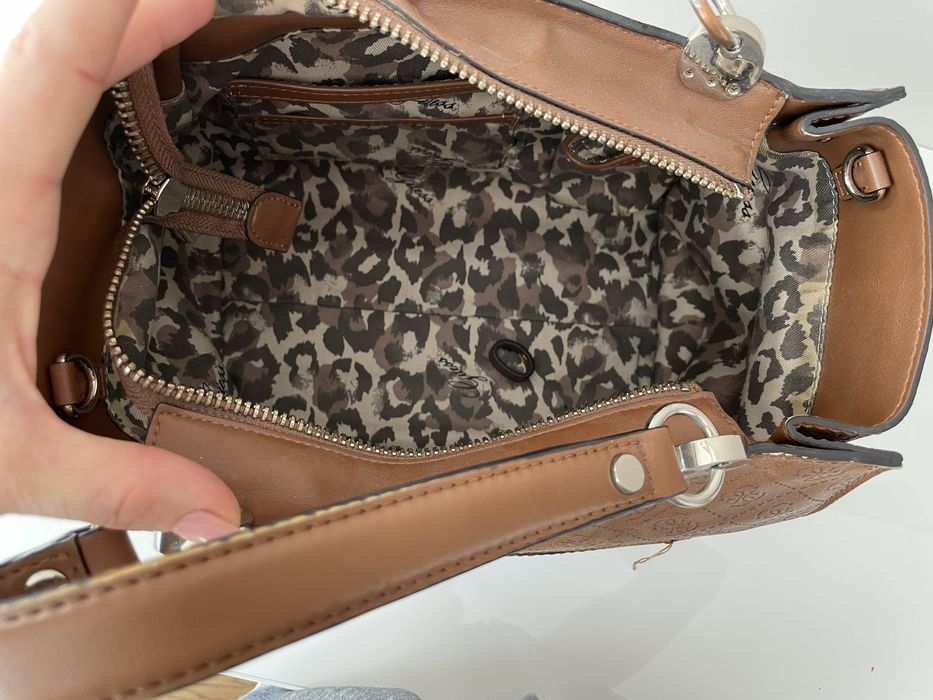 Оригинални дамски чанти Guess, Desigual