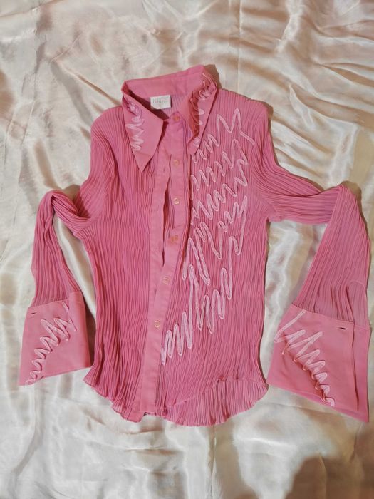 Розова дамска блузка плисирана