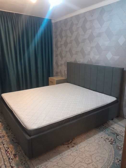 Продам кровать двухспальнюю