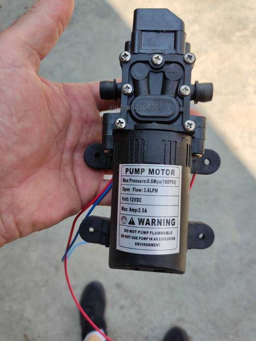 Помпа за акумулаторна пръскачка