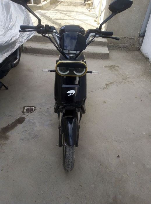 Elektro skuter sotiladi