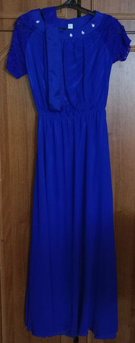 Вечерние платья.