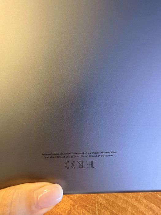 Macbook M2 air 256 гб серая