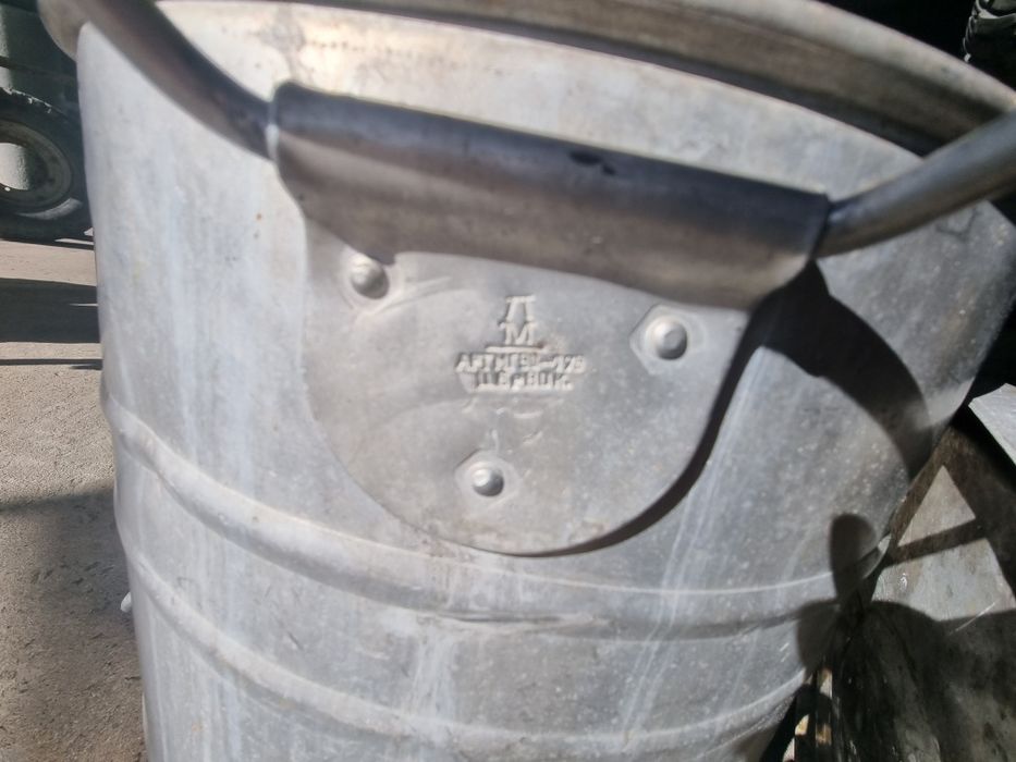 Фляга, бидоны, бак для воды