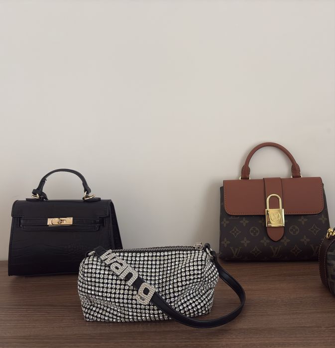 Малки дамски чанти (различни видове)