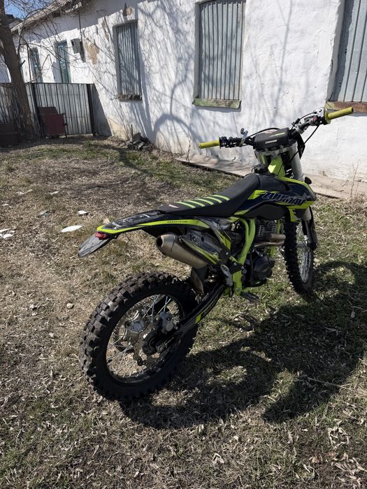 Продам эндуро ZUUMAV K5 300 кубов