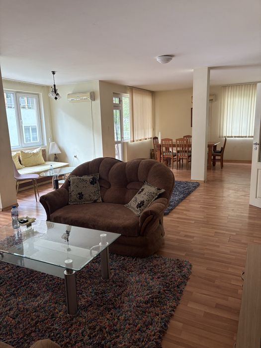 Дава се под наем Многостаен апартамент в Пловдив, Мараша - 220 кв.м за 1100 € - Снимка #8