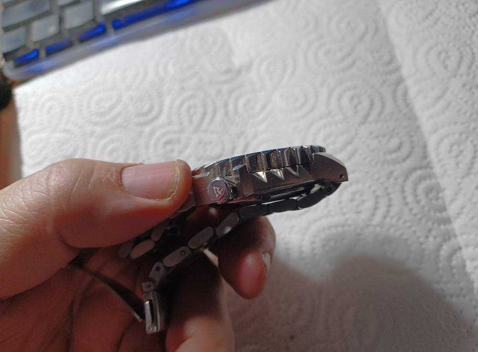 Ceas Rdunae Retangula automatic deosebit