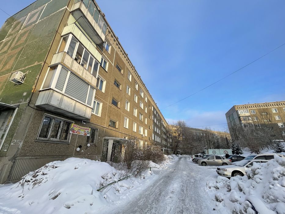 Продам 3шку на КШТ (Сатпаева 8)