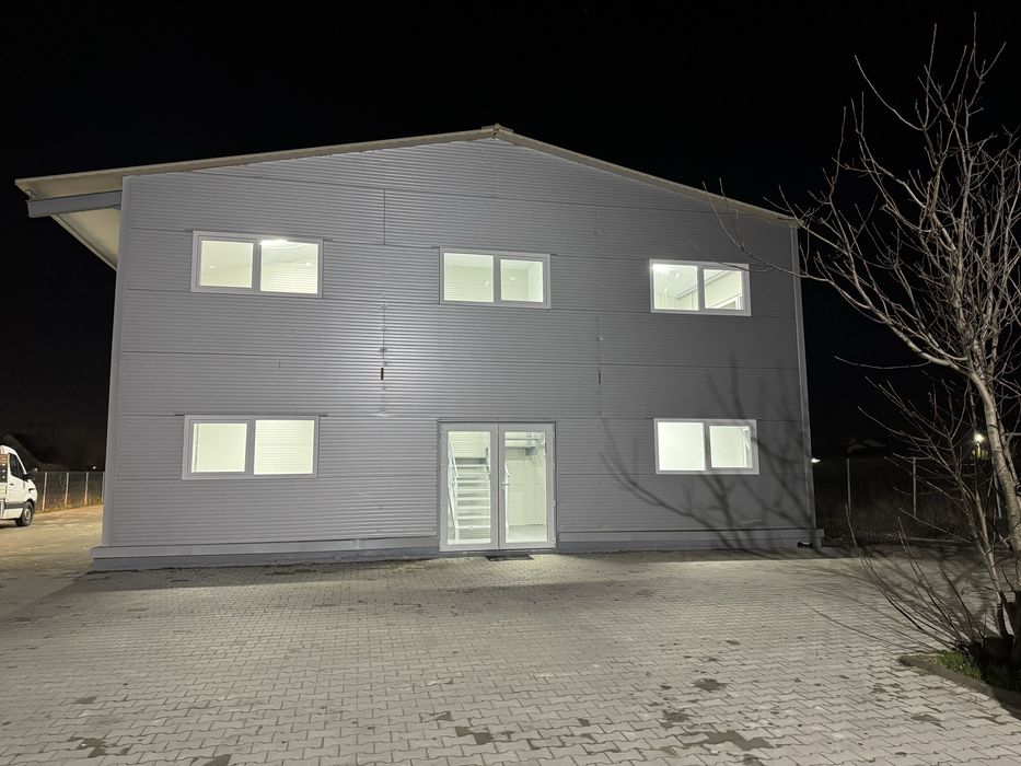 Hala/ spatiu depozitare/ birou